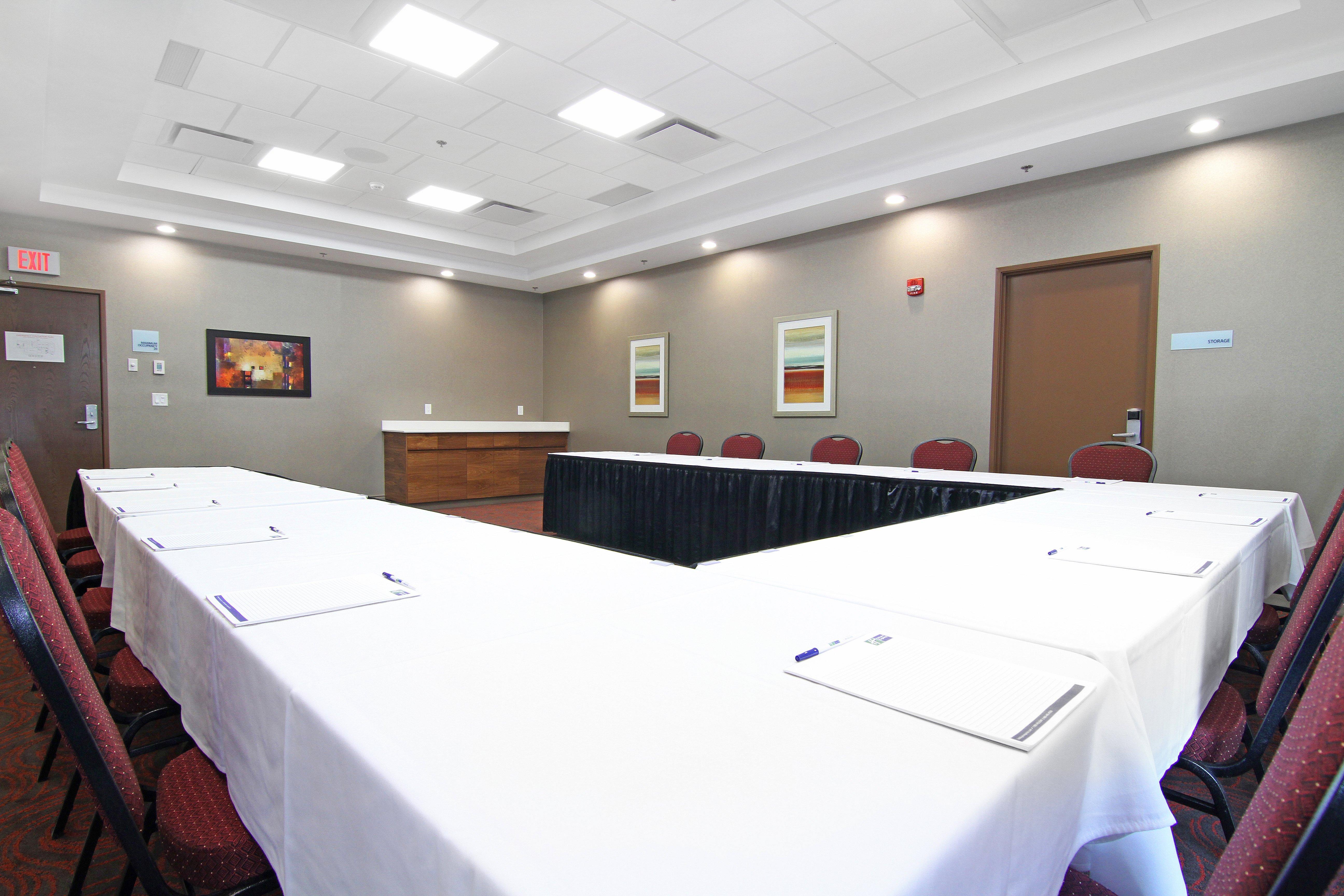 Holiday Inn Express And Suites Calgary University By Ihg Eksteriør billede