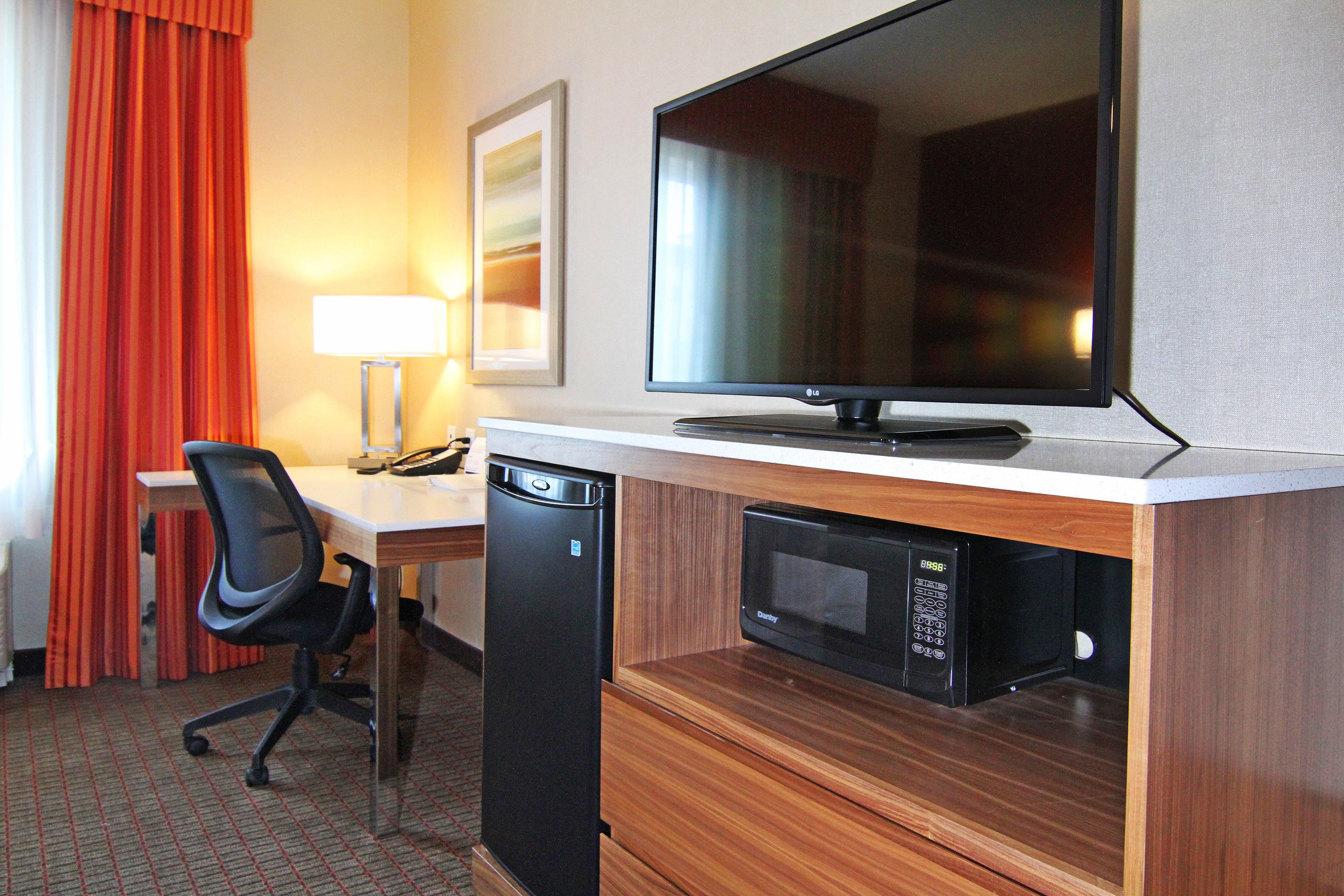 Holiday Inn Express And Suites Calgary University By Ihg Eksteriør billede